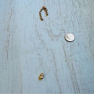 Monet VTG Floating Crystal Illusion Necklace 16 In.